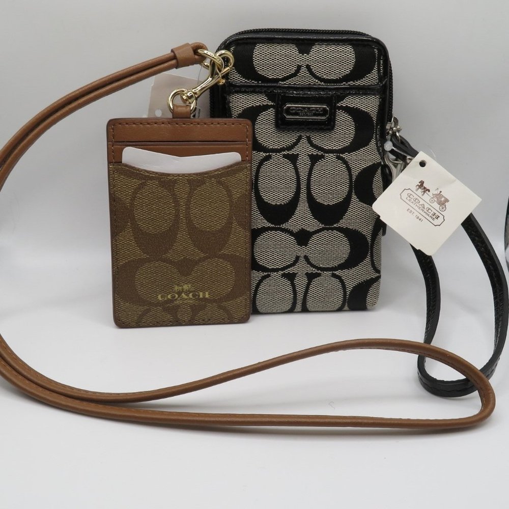NWT COACH SIGNATURE ID BADGE LEATHER TRIM NEW LANYARD